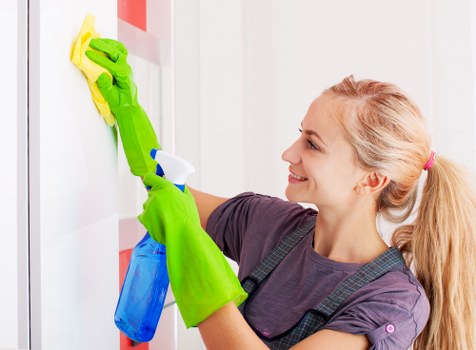 Local cleaners preparing a Camberwell home for a professional clean